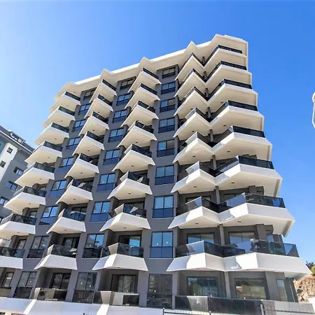 White Sail Spacious 2-bedroom Steps From Yekta Mall In Mahmutlar, Apartamento Alanya
