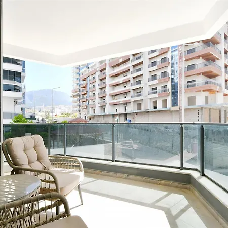 Apartamento White Sail Spacious 2-bedroom Steps From Yekta Mall In Mahmutlar, *